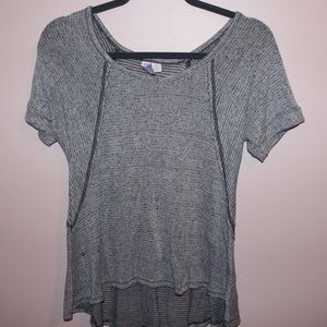 Boutique casual distressed top